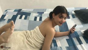 I fuck my stepdaughter and she makes her first SQUIRT - PORN IN SPANISH